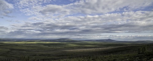 Endlose Weite: Natur, soweit das Auge reicht, Dempster Highway   (Klicken zum öffnen)