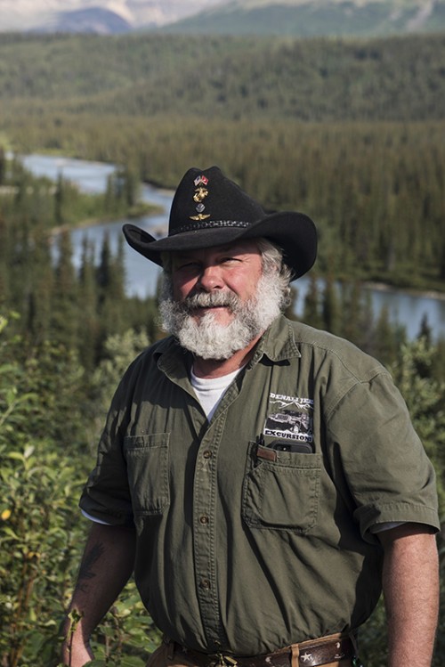 Tour Guide, Dempster Highway   (Klicken zum öffnen)