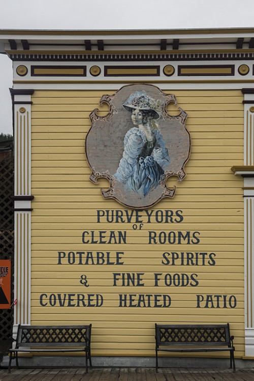 Klondyke Kates Saloon, Dawson City   (Klicken zum öffnen)