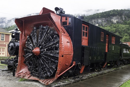 Schneeschleuder der White Pass Railroad, Skagway   (Klicken zum öffnen)