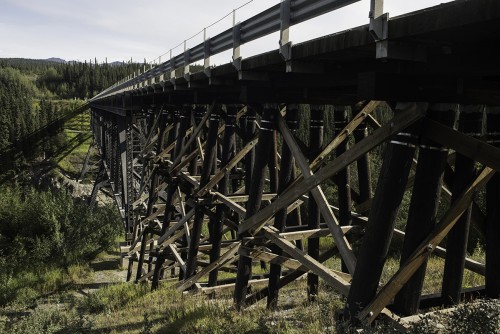 Kuskulana Bridge der Copper River & Northwestern RR, 180m lang, 177m über Grund, Mc Carthy Road   (Klicken zum öffnen)