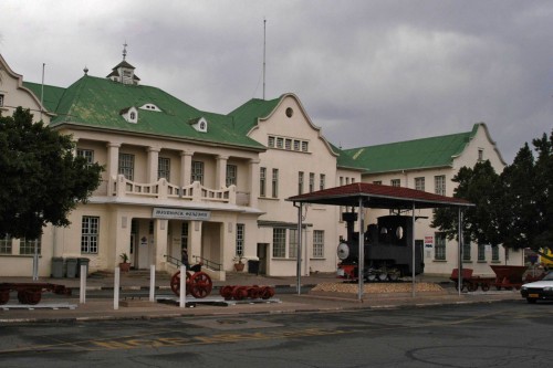 Der alte Bahnhof von Swakopmund, Namibia   (Klicken zum öffnen)