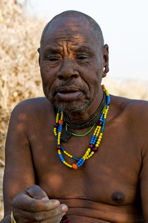 Der Chef des Datonga-Dorfes   (Klicken zum öffnen)