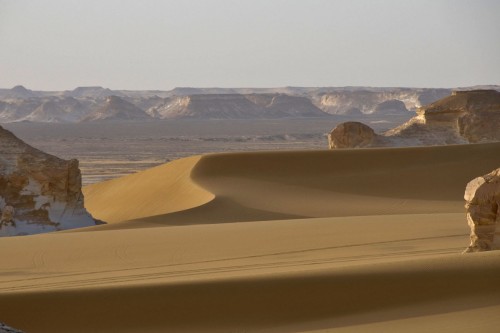 Sanddünen ändern ihr Aussehen ständig   (Klicken zum öffnen)