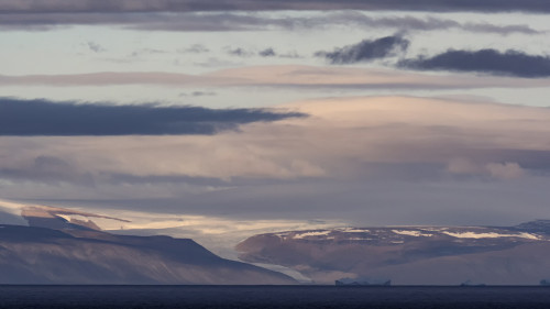 Die Licht- und Wolkenstimmungen sind einzigartig   (Klicken zum öffnen)