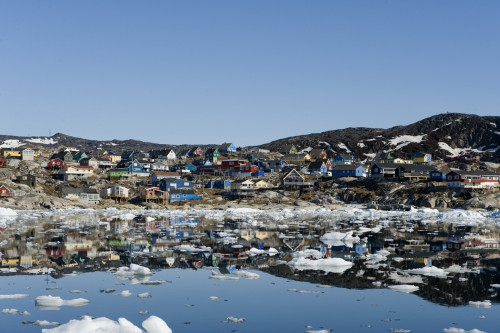 Ilulissat; ca. 4'500 Einwohner, drittgrösste Stadt Grönlands; 69° 12′ 59″ N, 51° 6′ 0″ W   (Klicken zum öffnen)