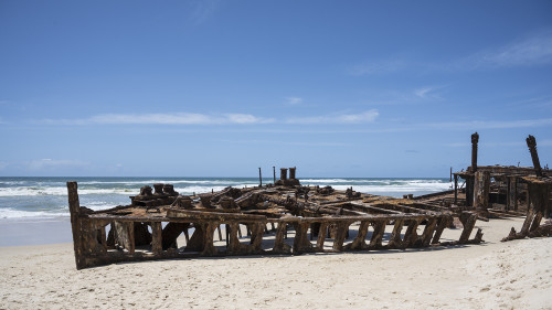 S.S. Maheno Wreck auf Fraser Island   (Klicken zum öffnen)