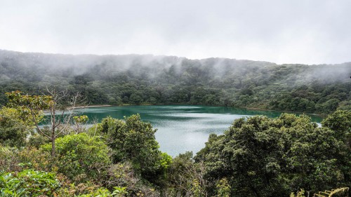 Vista de la Laguna Botos, Volcano Poas   (Klicken zum öffnen)