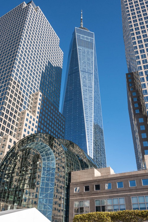 One World Tower und Winter Garden Atrium   (Klicken zum öffnen)