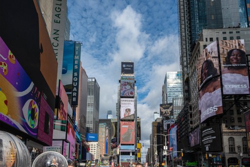 Times Square   (Klicken zum öffnen)