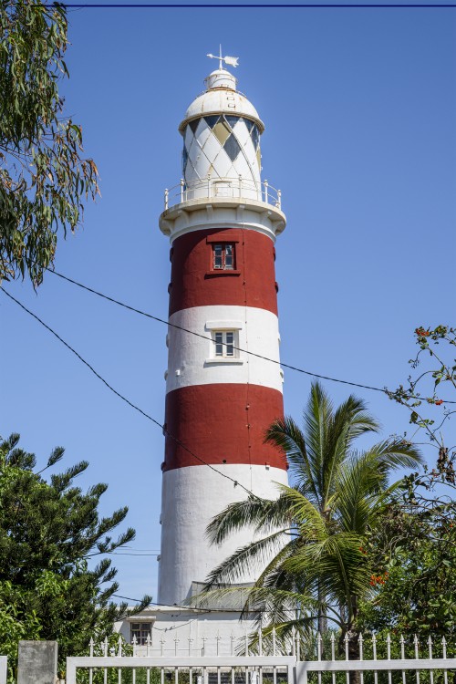 Pointe aux Caves Lighthouse; Albion, Mauritius   (Klicken zum öffnen)