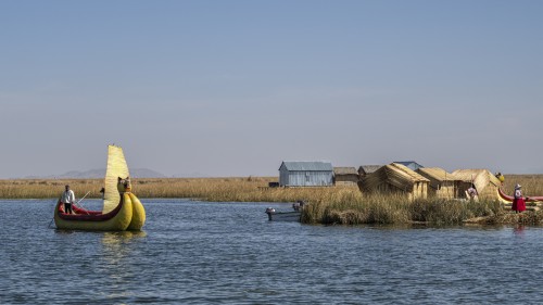 Die schwimmende Insel Uros   (Klicken zum öffnen)