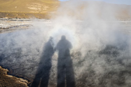 Schon mehrere Selfie-Fotografen sind in die Geysire gestürzt   (Klicken zum öffnen)